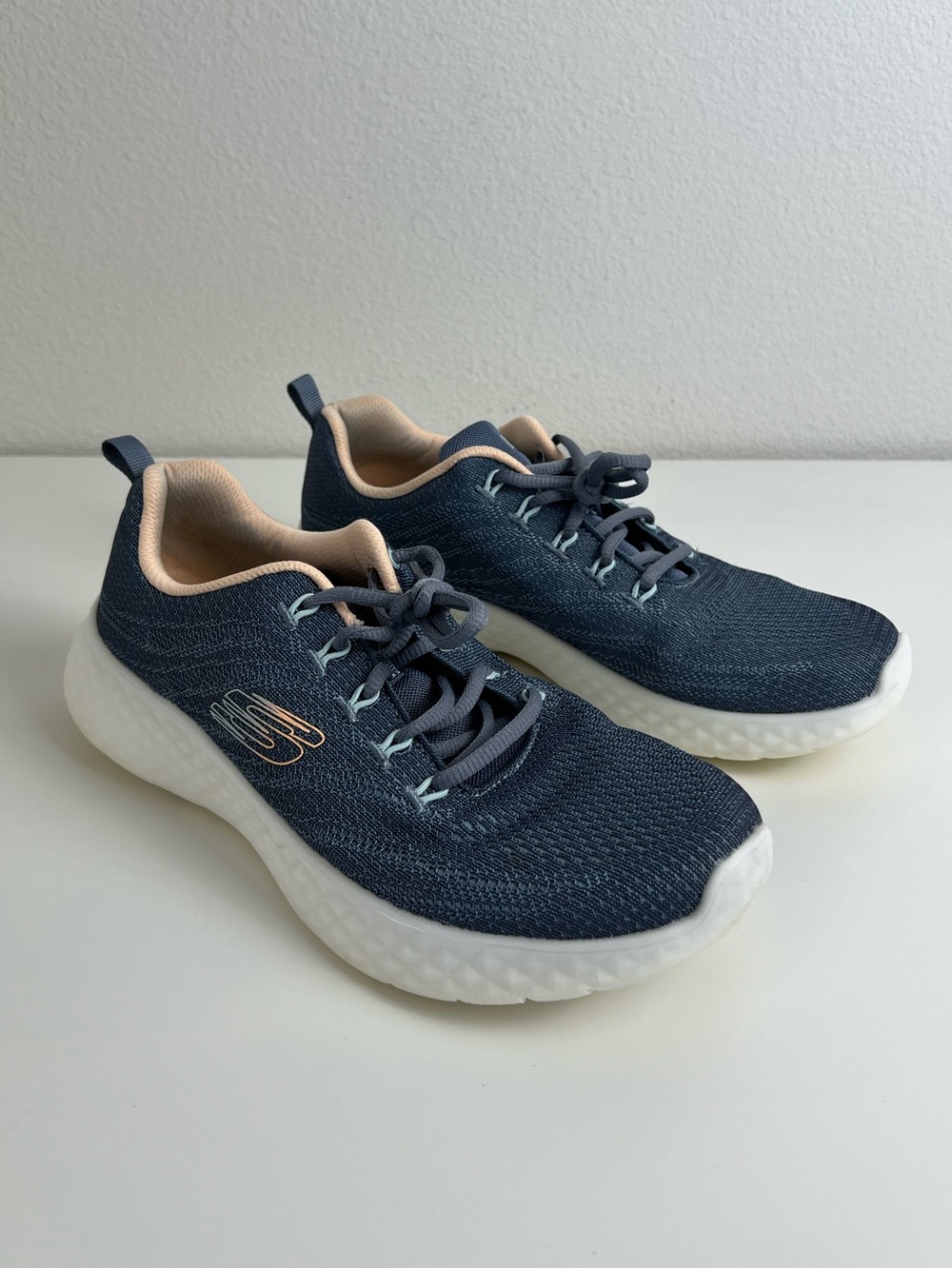 Skechers Lite Foam Memory Foam Sneakers Women’s Size 10 Dusty Blue Walking Shoes